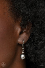 Load image into Gallery viewer, Lady In Waiting Silver Earrings/ Necklace Set