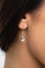 Load image into Gallery viewer, A DIVA-ttitude Adjustment - Pink Necklace