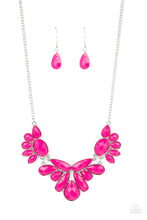 Load image into Gallery viewer, A Passing FAN-cy - Pink Necklace Set