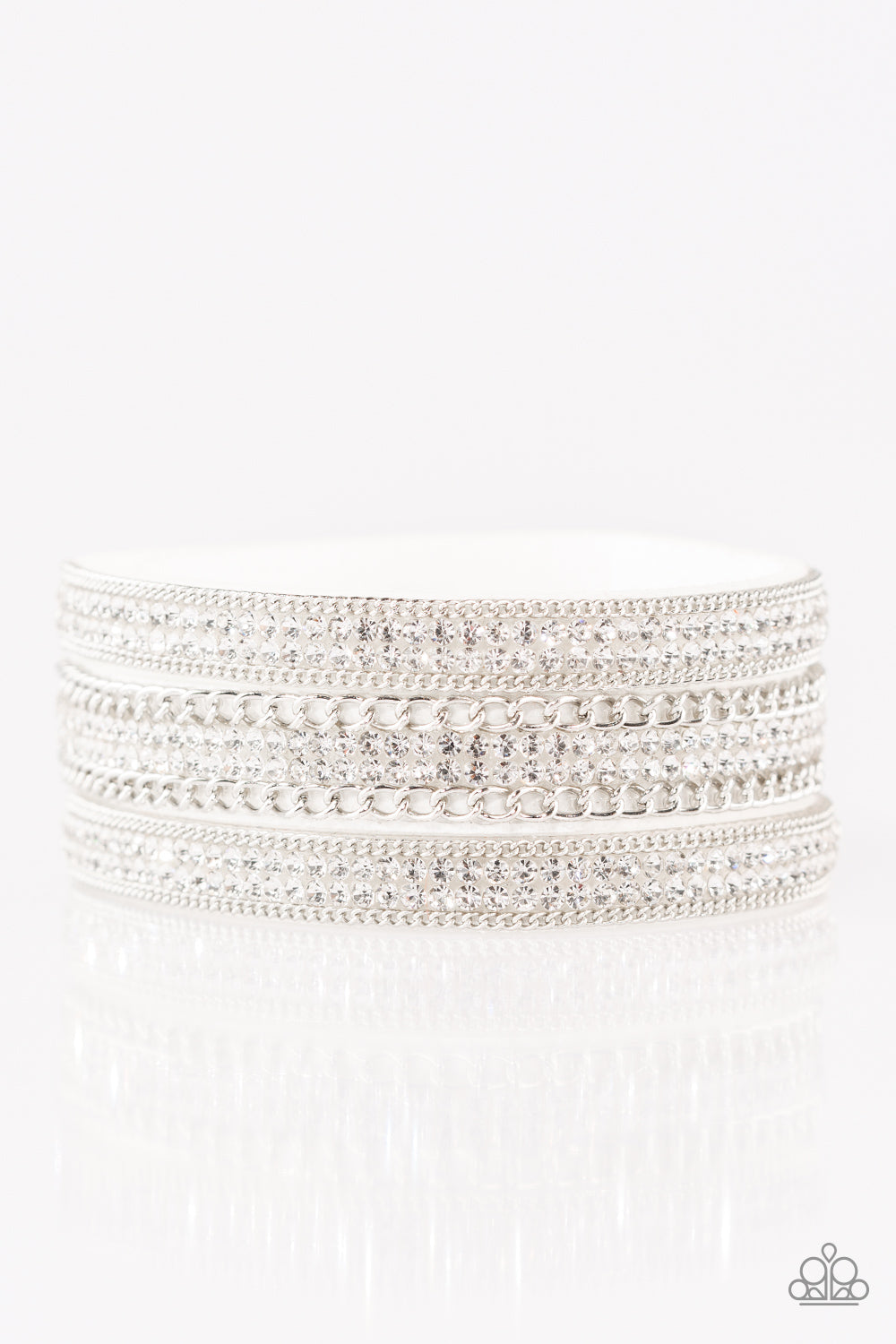 Dangerously Drama Queen - White bracelet
