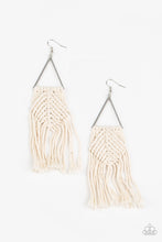 Load image into Gallery viewer, Macrame Jungle - White
