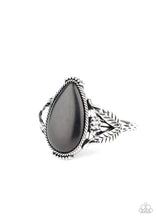 Load image into Gallery viewer, Blooming Oasis - Black Ring
