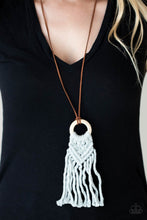 Load image into Gallery viewer, Crafty Couture - Silver Necklace
