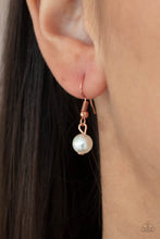 Load image into Gallery viewer, Ante UPSCALE - Copper Earrings/ Necklace Set
