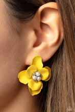 Load image into Gallery viewer, Jovial Jasmine - Yellow Earrings
